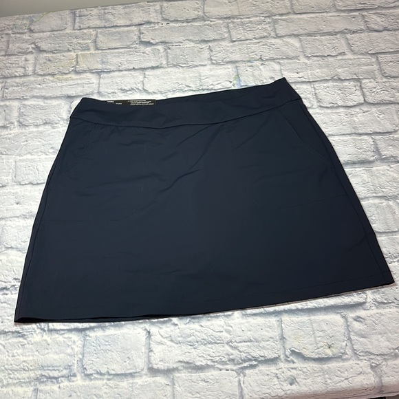 Crivit Pants - NWT Crivit Golf Skort Navy Biker Short Liner Pockets Water Repellent Size 12